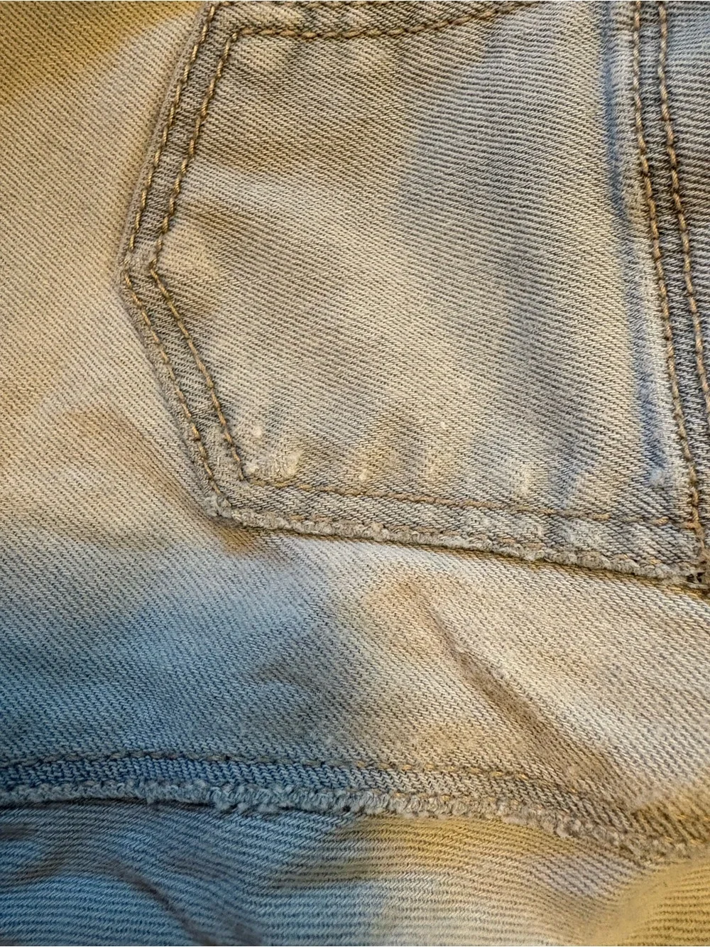 Old Navy Light Skinny Jeans with Knee Rips